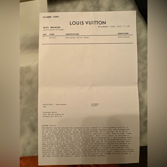 Louis Vuitton Monogram Shine Shawl - Picture 4 of 4